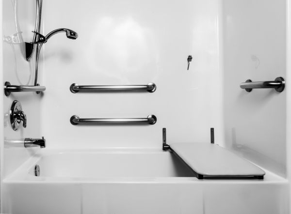 Accessible Tub Installation in Mount Washington